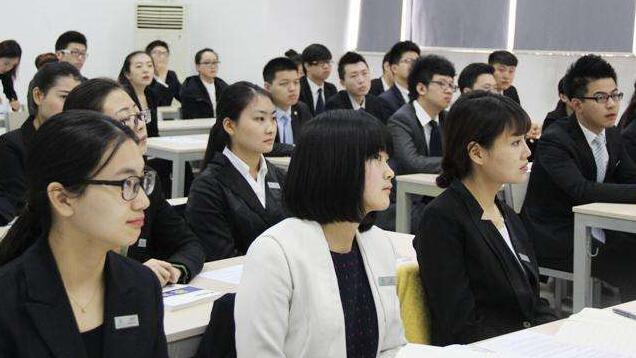 桂林銀行管理培訓(xùn)生待遇怎么樣？管理培訓(xùn)生主要工作做什么？