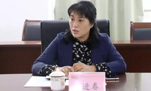 符進春簡歷：欽州市婦聯(lián)主席符進春，曾任欽州市政府副秘書長、教育局副局長