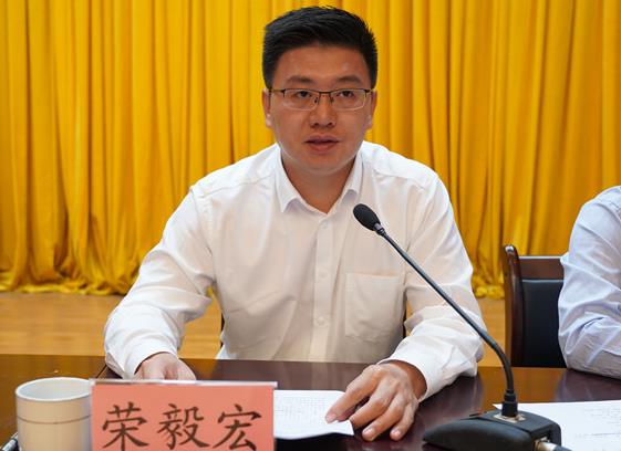 榮毅宏簡(jiǎn)歷：防城港市發(fā)改委主任榮毅宏被查，曾任防城區(qū)委副書記、區(qū)長(zhǎng)