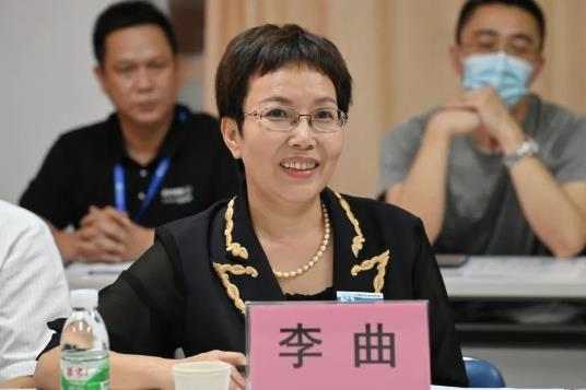 李曲簡歷：北海市人民醫(yī)院黨委書記李曲，曾任北海市衛(wèi)健委副主任、中醫(yī)醫(yī)院黨委書記