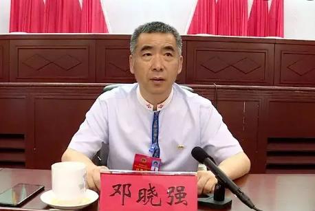 鄧曉強(qiáng)簡歷：桂林二級(jí)巡視員鄧曉強(qiáng)被查，曾任桂林衛(wèi)計(jì)委主任，恭城縣委書記、人大主任