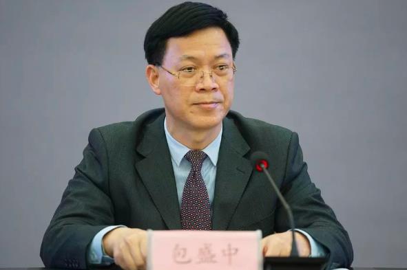 包盛中簡歷：原北海市自然資源局副局長、規(guī)劃局局長包盛中，曾任北海市發(fā)改委副主任、鐵建辦主任